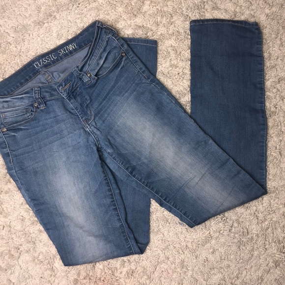 👖3/$25👖 classic skinnies - Picture 2 of 4
